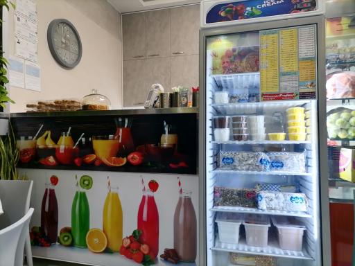 عکس آبمیوه و بستنی سلطانی