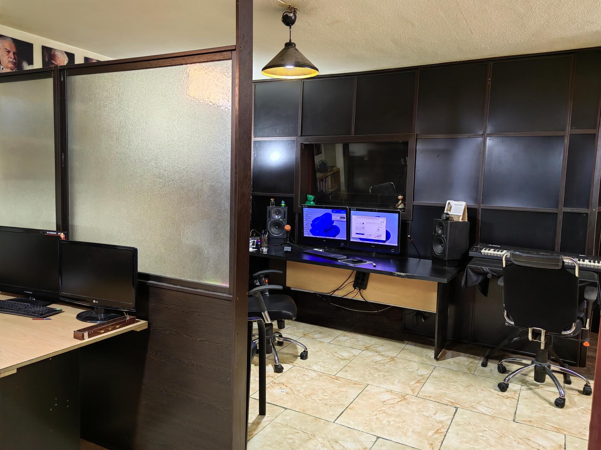 عکس استودیو آکورد 