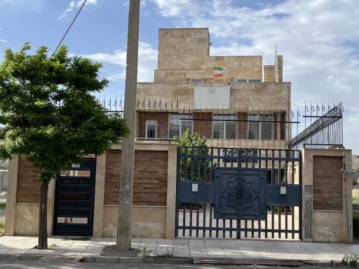 عکس اداره بیمه سلامت سراب