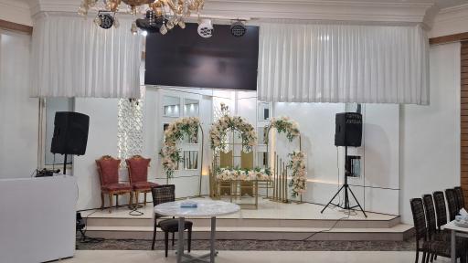 عکس تالار لاله