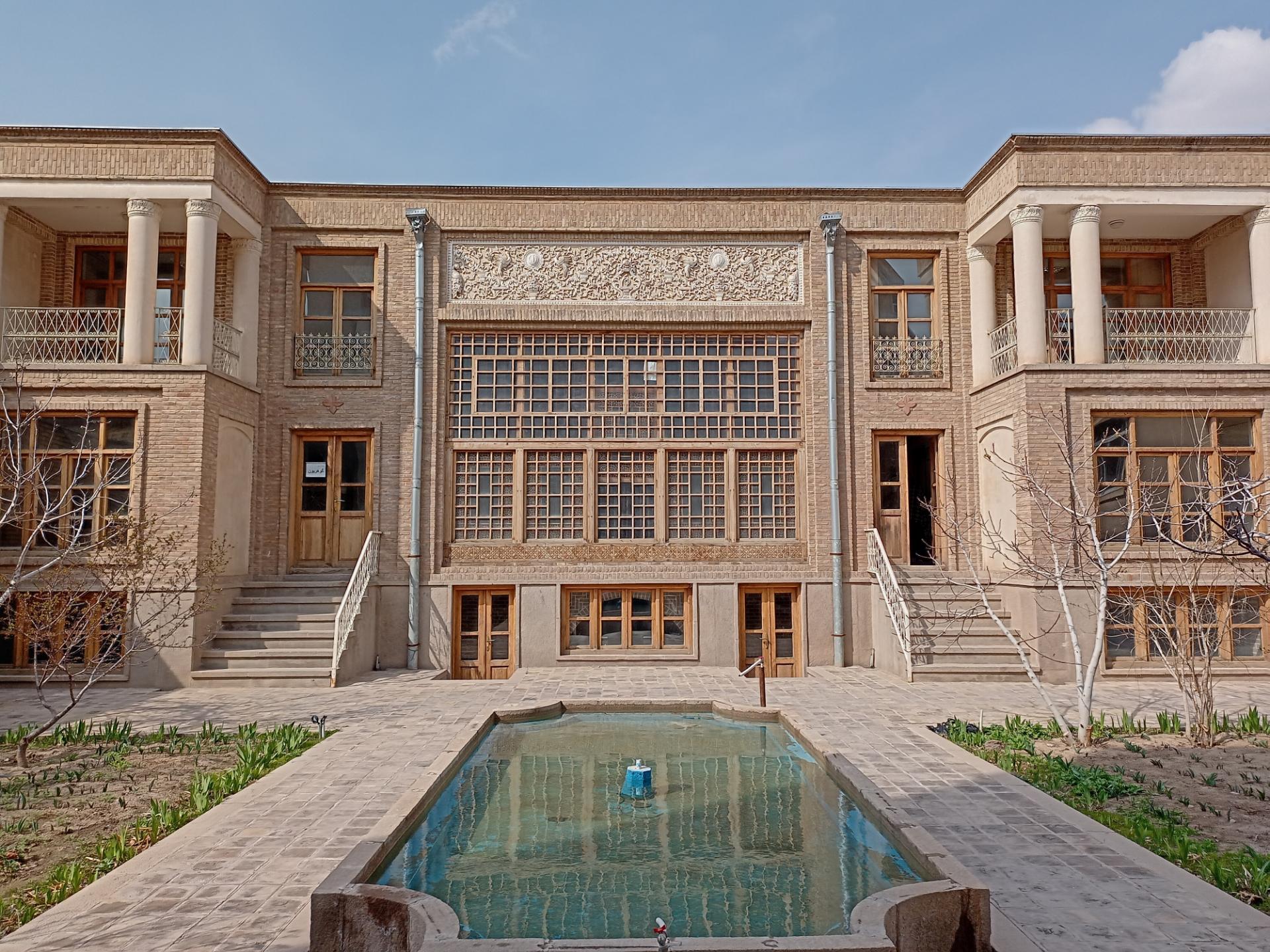 عکس خانه تاریخی گوهریون