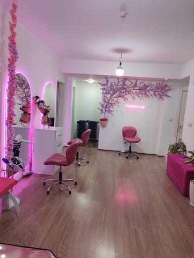 عکس سالن زیبایی رادیس