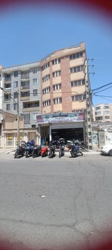عکس تعمیرگاه موتور سیکلت تیونینگ سنتر