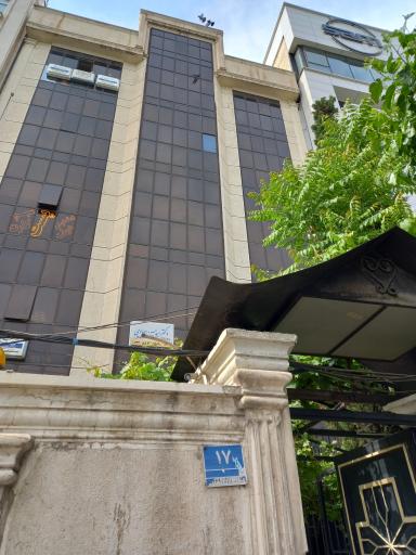 عکس دکتر مشفق