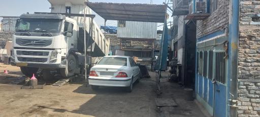 عکس مکانیکی ولوو انیسی