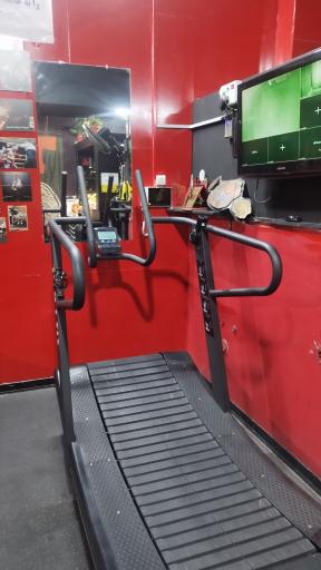 عکس Club Box  باشگاه بوکس بهروز اکسون