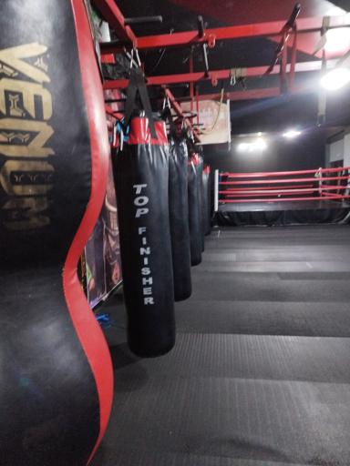 عکس Club Box  باشگاه بوکس بهروز اکسون