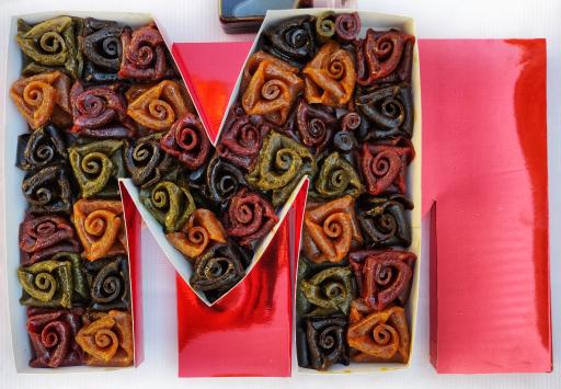 عکس لواشک و ترشک سرای ترشینه