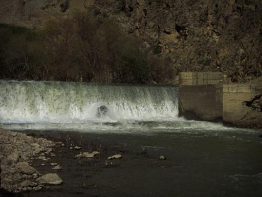 عکس چشمه باغ رستم