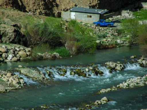 عکس چشمه باغ رستم