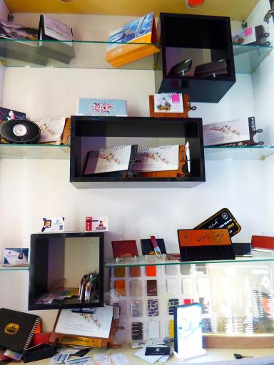 عکس تابلو سازی و چاپ و تبلیغات یازلان