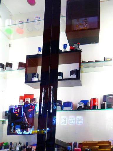 عکس تابلو سازی و چاپ و تبلیغات یازلان