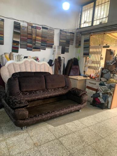 عکس صنایع چوبی آریا (ساخت و تعمیر انواع مبلمان)
