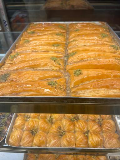 عکس قنادی بفرین