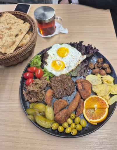 عکس کافه مشاهیر