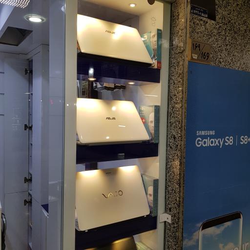 عکس فروشگاه لپتاپ راست کلیک