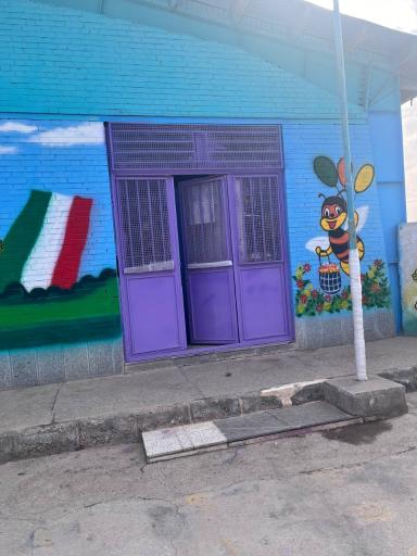 عکس دبستان غیردولتی رادمان