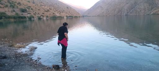 عکس چشمه پارکینگ دریاچه گهر