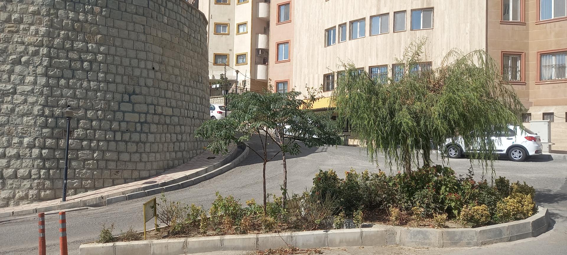 عکس مجتمع مسکونی بلوط (جنگلبان)