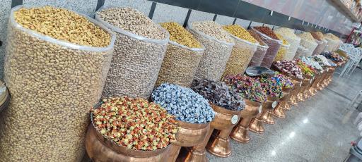 عکس شیرینی سرای نمونه