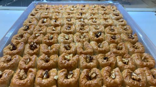 عکس لبنیات بستنی بابا تقی