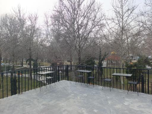 عکس کافه صبحانه رترو