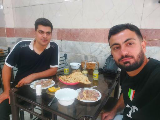 طباخی مظفر شریفی