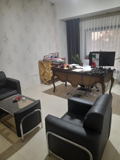 عکس دفتر ‌وکالت حسن بالغی