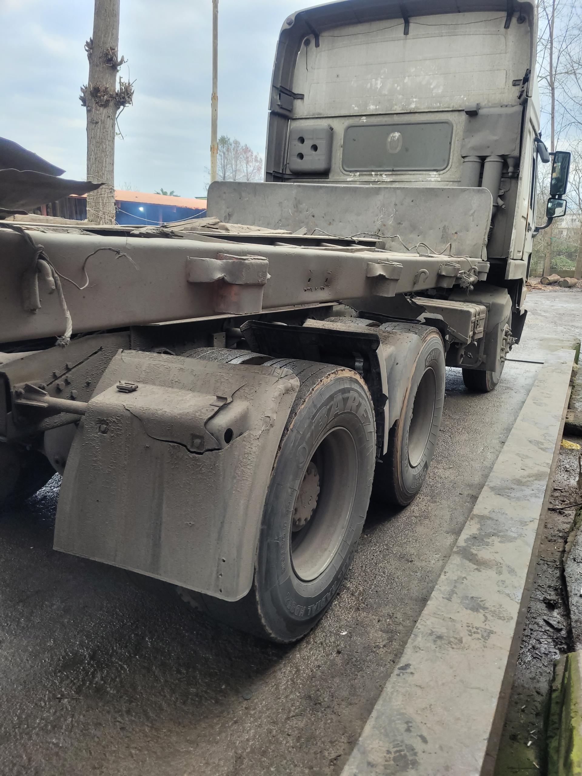 عکس باسکول ۶۰ تنی تریلی