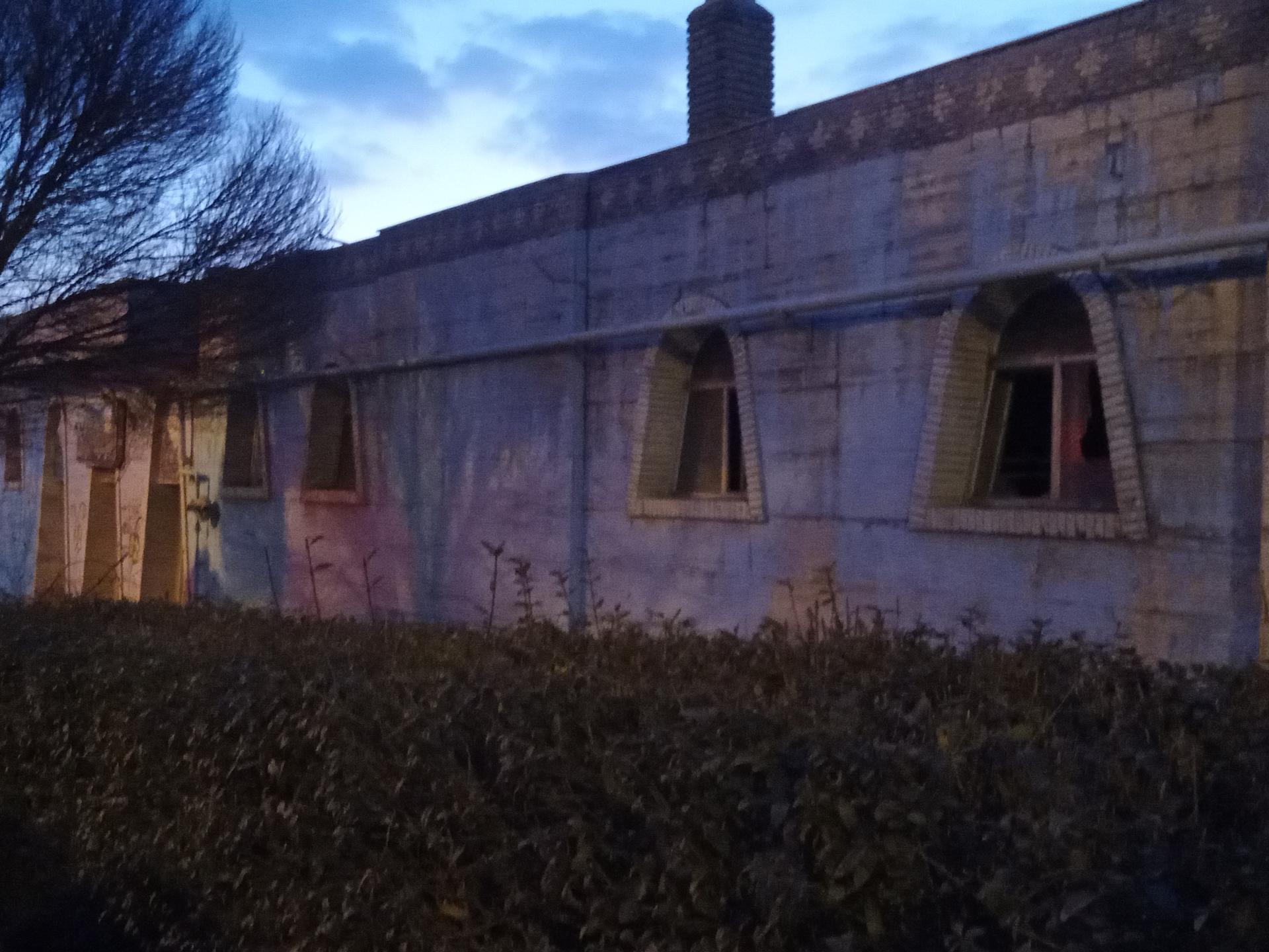 عکس حمام هلال احمر شبستر 