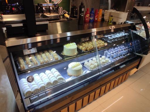 عکس جلاتو بستنی لبنیات چاتلا