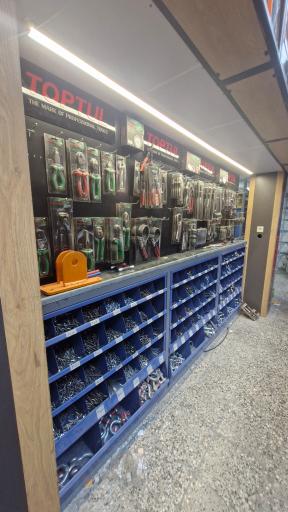 عکس فروشگاه پیچ و ابزار حاج میرزا 