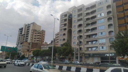 عکس ساختمان برج ساعت