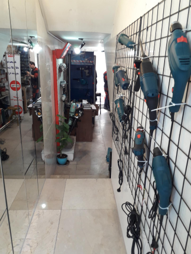 عکس خدمات ابزار برقی ایران 
