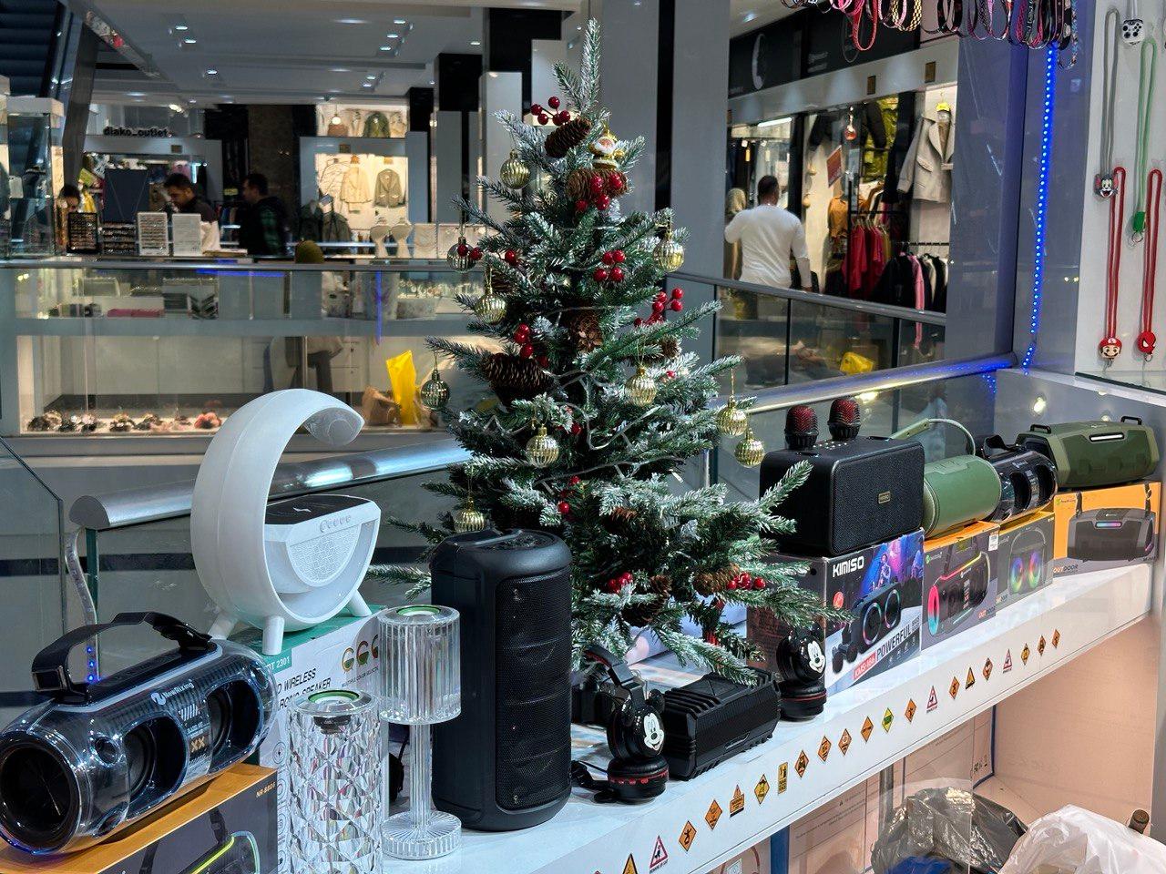 عکس فروشگاه موبی سام