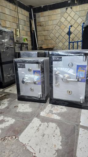 عکس فروشگاه گاوصندوق 