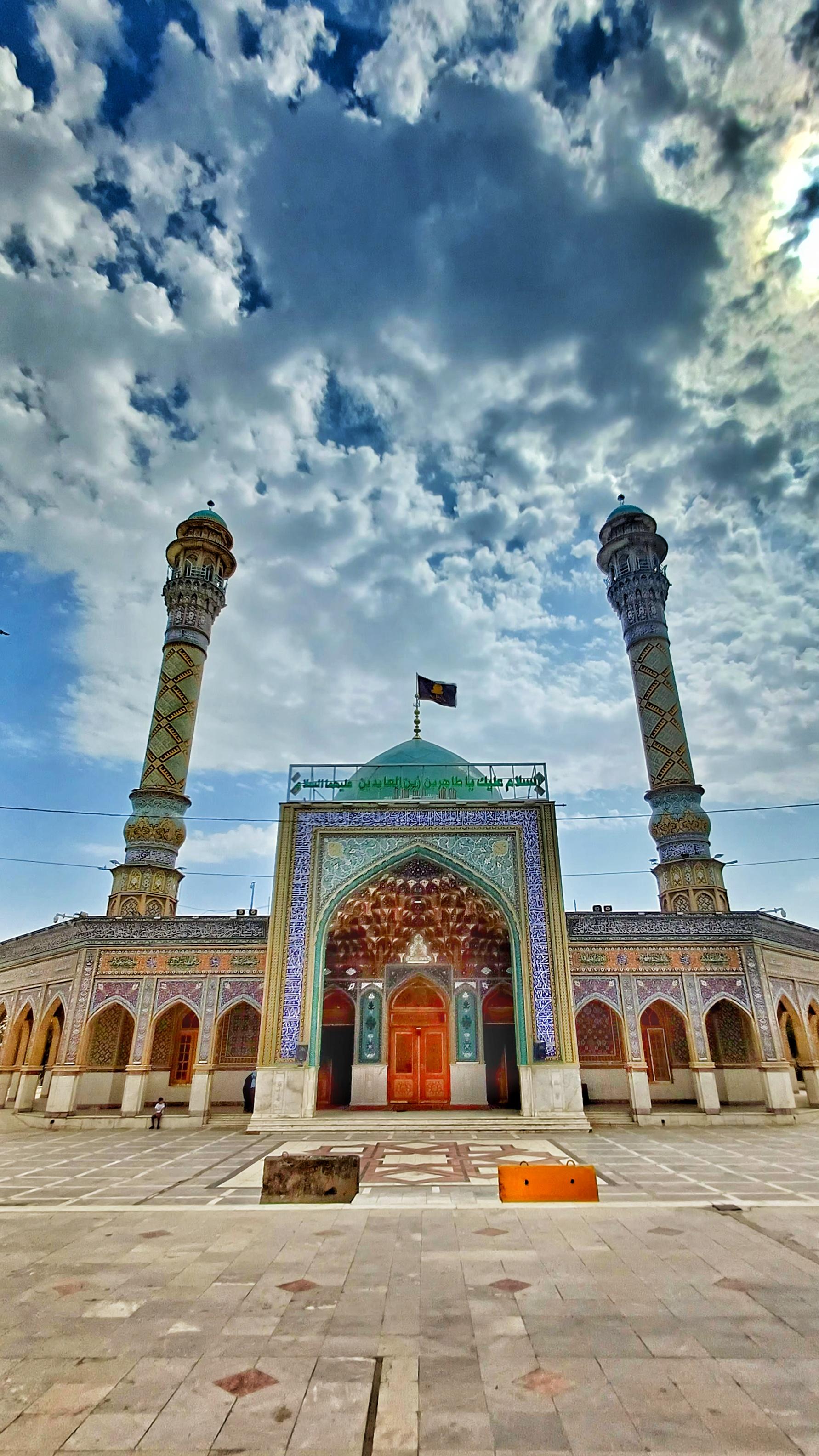 عکس امامزاده طاهر (ع)