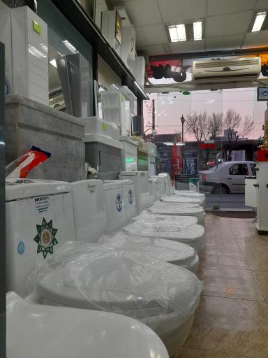 عکس فروشگاه کاشی و سرامیک اسماعیلی