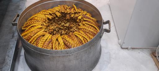 عکس غذای بیرون بر آنا