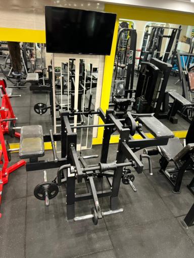 عکس باشگاه بدنسازی ای تی پی
