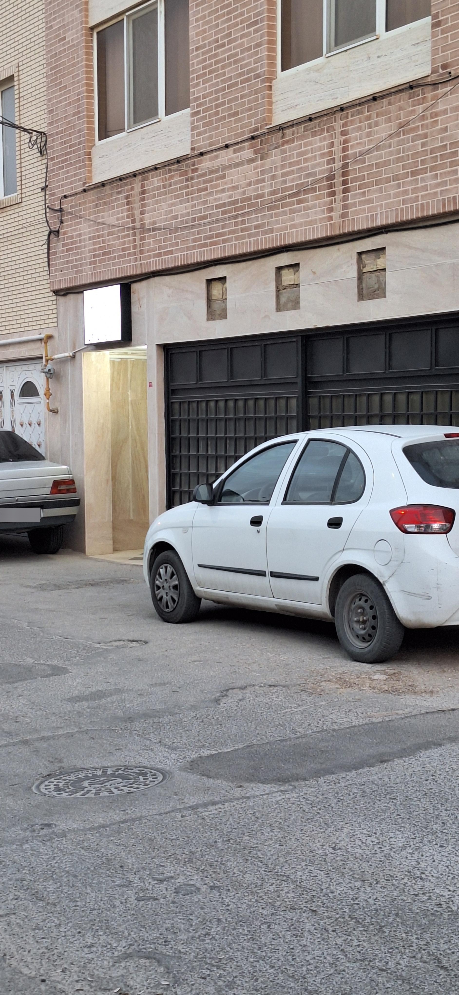 عکس دکتر وحید هاتفی