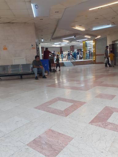 عکس مرکز خرید ونوس