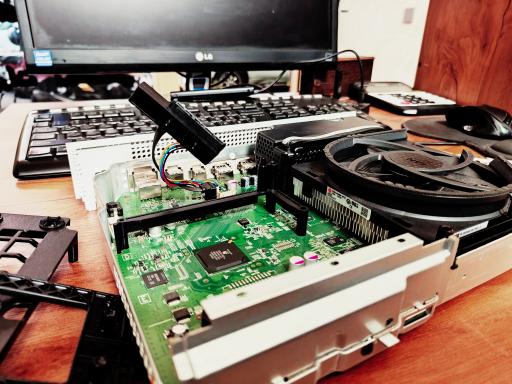 عکس تعمیرات پرینتر و کنسول بازی آرمان سرویس