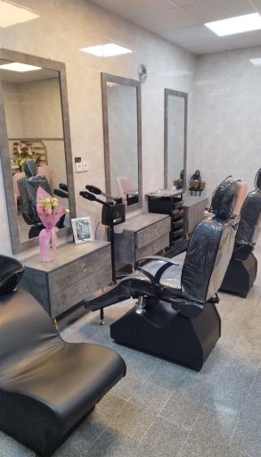 سالن زیبایی گیسو