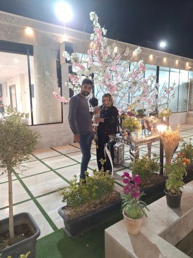 عکس باغ رستوران ایرانیان