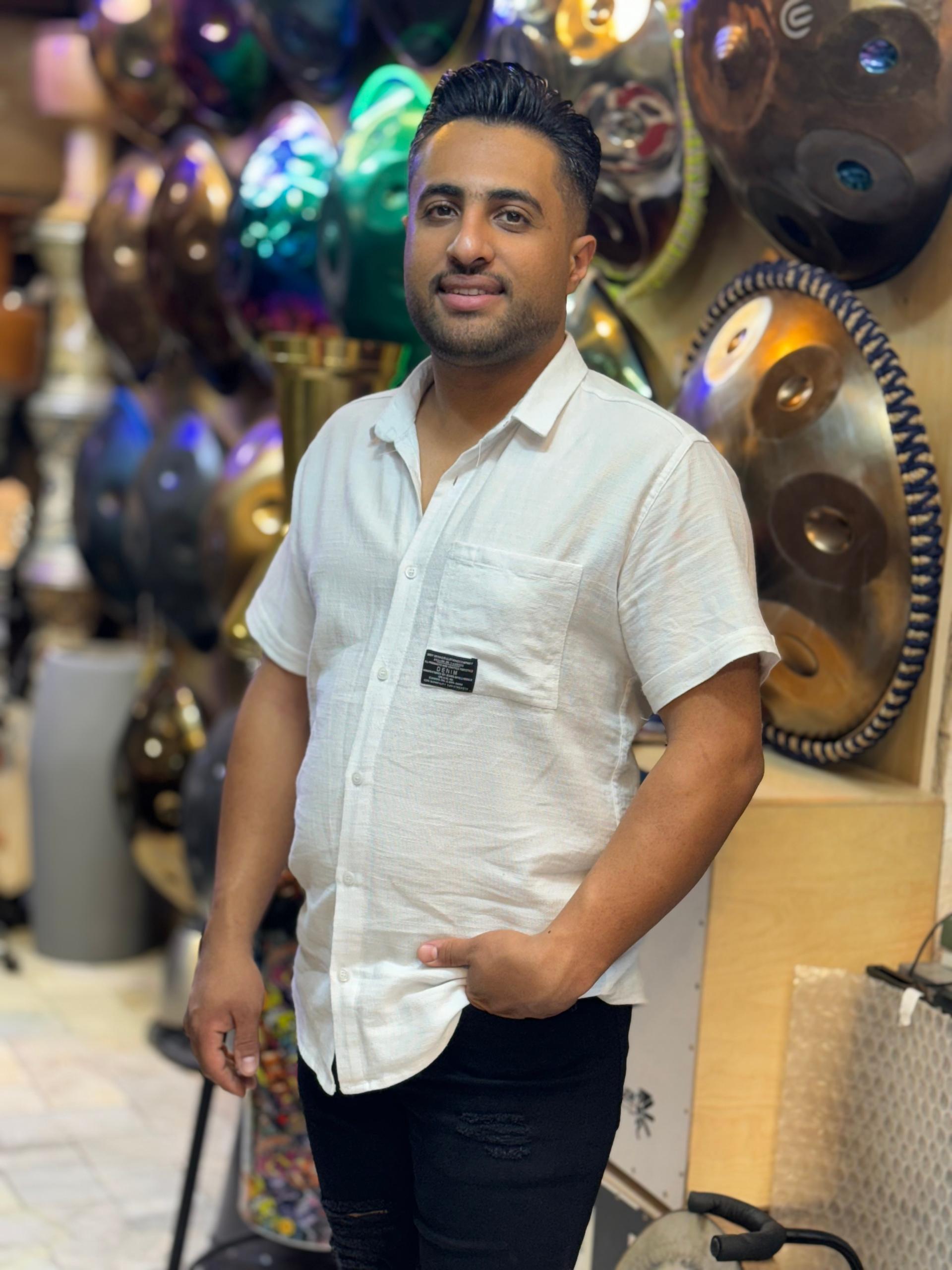 عکس فروشگاه موسیقی سازباما