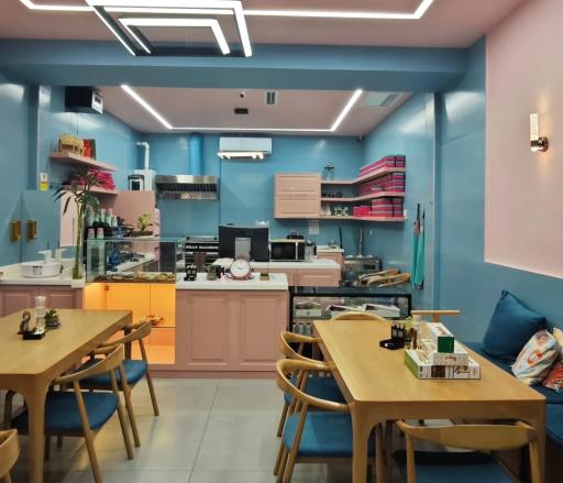 عکس کافه دونات جوی