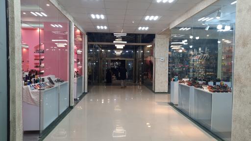 عکس بازار بزرگ سرعین 