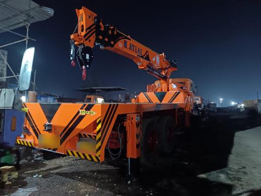 جرثقیل سازی ثامن الحجج