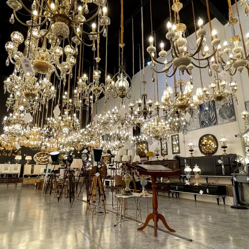 عکس فروشگاه کی ان دی دکور